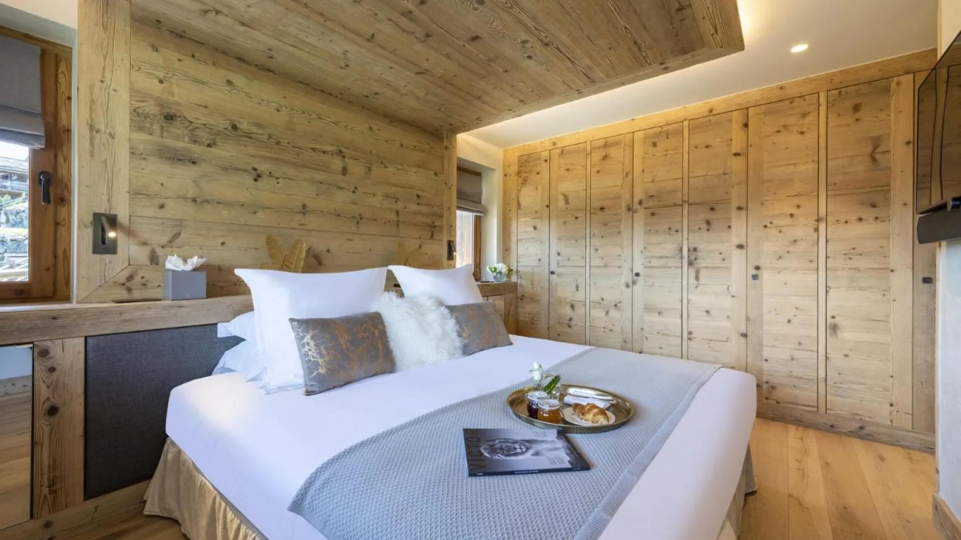 Chalet Soelden - The Perfect Mountain Getaway Villa